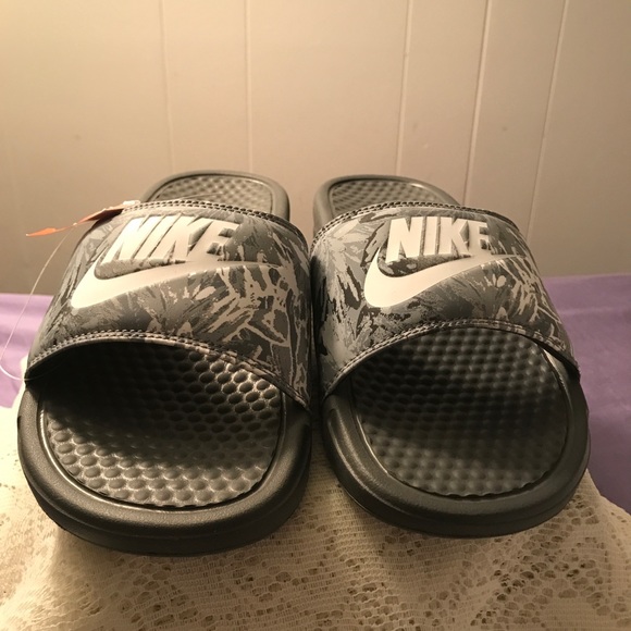 Nike Shoes - Nike Women’s sandals Slides Sz 8 Gray White Black